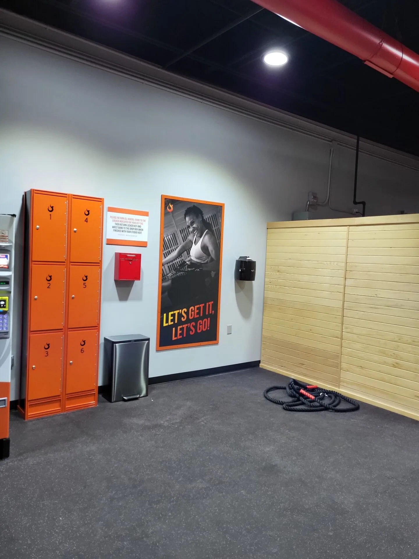 Hotworx sauna equipment zone